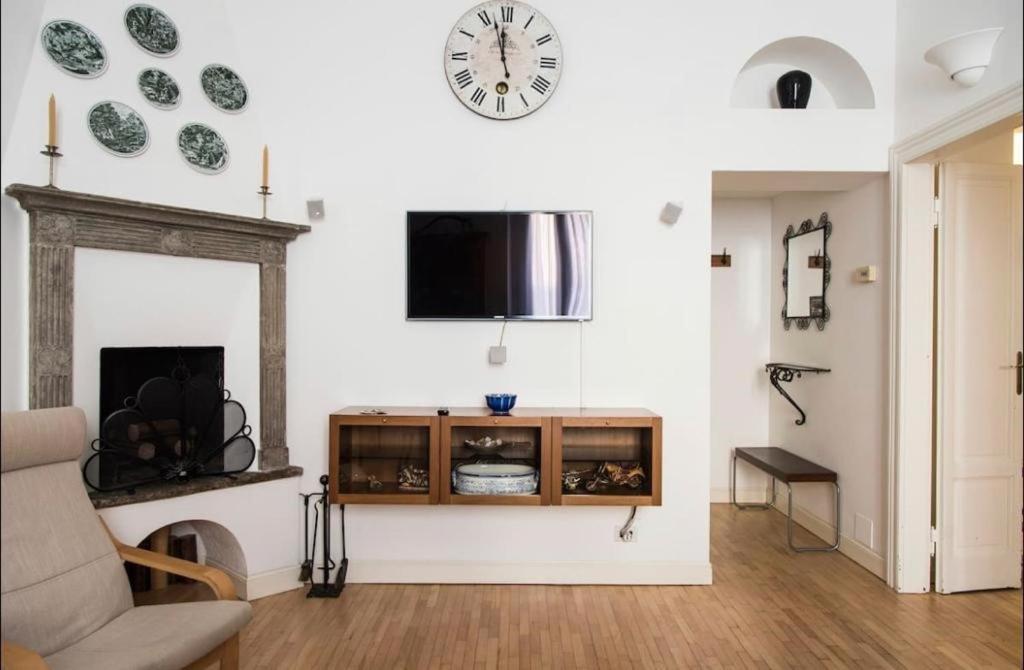 Апартаменты Joivy Classic Flat Near Basilica Di Sant'Ambrogio Милан Экстерьер фото